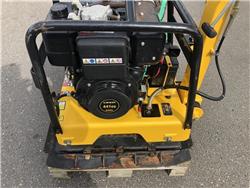 Bernards RT250 som ny, Trucks and Trailers