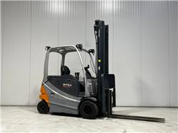 Still RX60-30, Material Handling