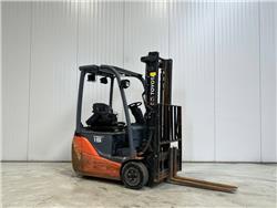 Toyota 8FBET15, Material Handling