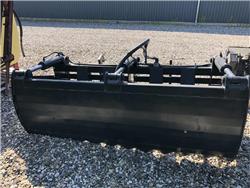 CLAAS 2.3 mtr. Silocutter, Construction Equipment