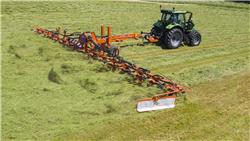 Kuhn GF 13003, Trucks and Trailers