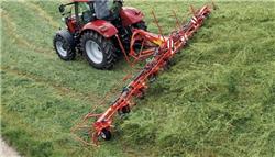 Kuhn GF10803, Trucks and Trailers