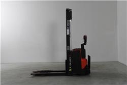 BT SWE120L, Material Handling
