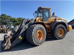 Volvo L 120 H KUN 6300 TIMER OG LANG BOM!, Wheel Loaders, Construction Equipment