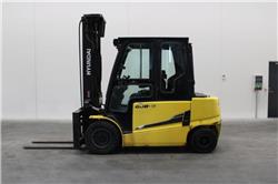 Hyundai 40B-9, Electric Forklifts, Material Handling