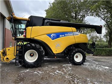 New Holland CR 980 30 fods skærebord, Combine Harvesters, Agriculture