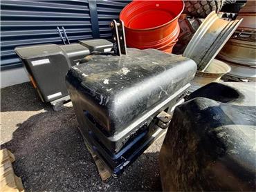 [Other] - - -  1700 kg frontvægt, Other Trucks, Trucks and Trailers