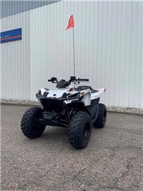 Polaris Outlaw 70 Flag & hjelm, ATVs, Agriculture