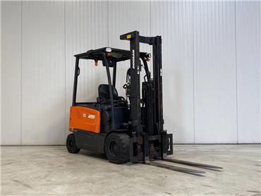 Doosan B25X-7, Electric Forklifts, Material Handling