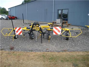 New Holland Proted 540, Other Trucks, Trucks and Trailers