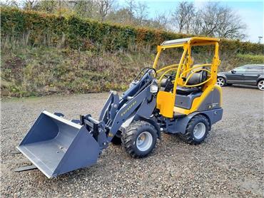 Eurotrac W11 Mellem arm, Mini Loader, Construction Equipment