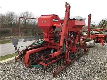 Accord KLX/KVERNELAND 4 mtr, med frøsåkasse, PHEUMATIC, Drills, Agriculture