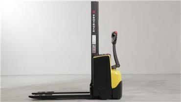 BT SWE080L, Self Propelled Stackers, Material Handling