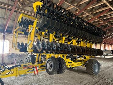 Bednar SWIFTERDISC XE12400 demo, Harrows, Agriculture
