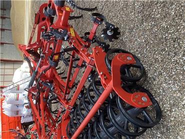 Kverneland Turbo 5 meter foldbar, Harrows, Agriculture