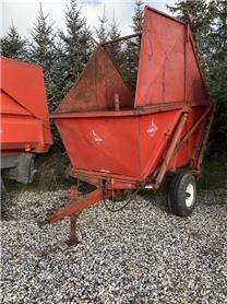 Spragelse 4 tons Med græsreck, Tip Trailers, Agriculture