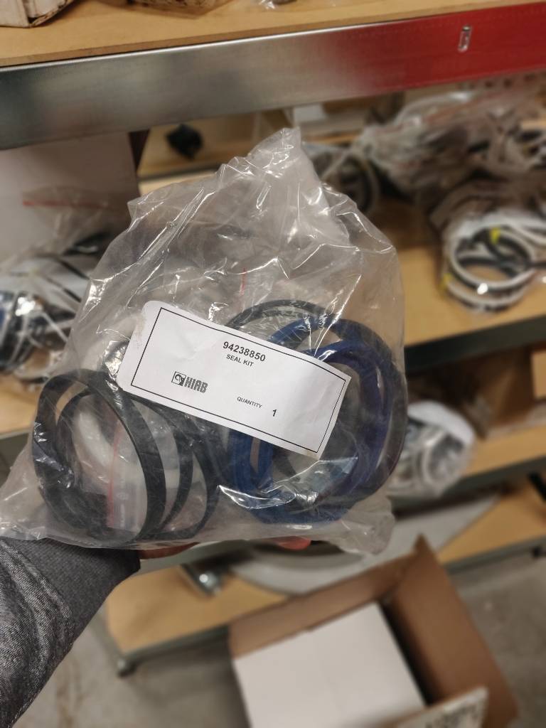 CUSHMAN SHUTTLE 4G, Hydraulics, Forestry Equipment