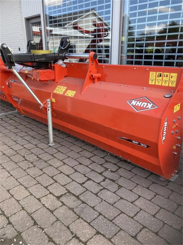 Kuhn BP 30, Other Trucks, Trucks and Trailers