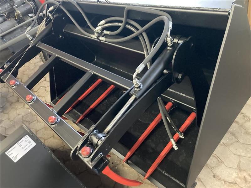 GiANT 130 cm overfaldsgreb Med 2 stempler, Other, Construction Equipment