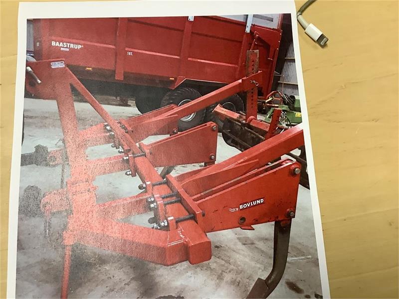 Bovlund 2 tands grubber, Other Trucks, Trucks and Trailers