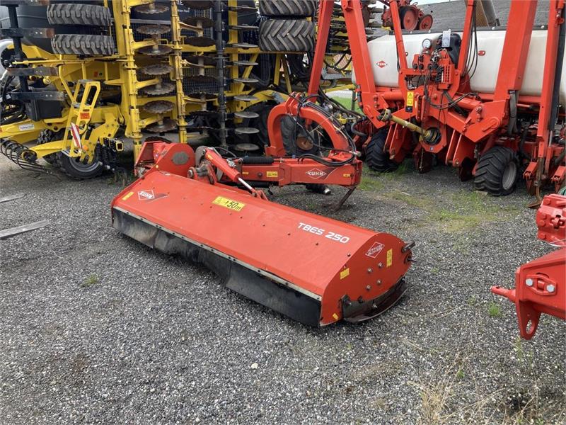 Kuhn TBES 250, Other Trucks, Trucks and Trailers