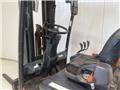 Doosan B15T-5, Material Handling
