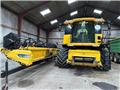 New Holland CR 980 30 fods skærebord, Combine Harvesters, Agriculture