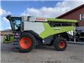 CLAAS Lexion  6900 4 WD  med nyt  V 930 skærebord, Agriculture