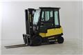 Hyster J2.5XN, Material Handling