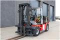 Kalmar ECF80-6, Material Handling