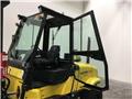 Hyster H8.0FT-6, Material Handling